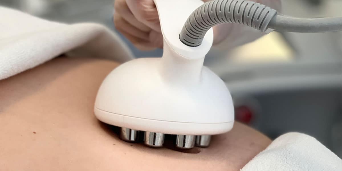 Procedimento de massagem - site Episense clínica de medicina estética facial e corporal em Matosinhos, Porto - Portugal